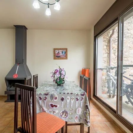 בית נופש Castello Baix Viladamat